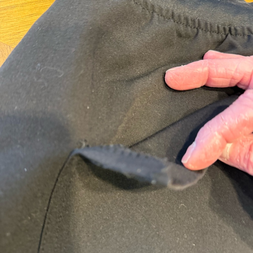 Figs Zamora Jogger Black Scrub pants XS FLAW on pocket - Picture 11 of 11
